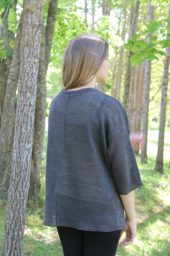 Moteriškas permatomas megztinis / lininė palaidinė