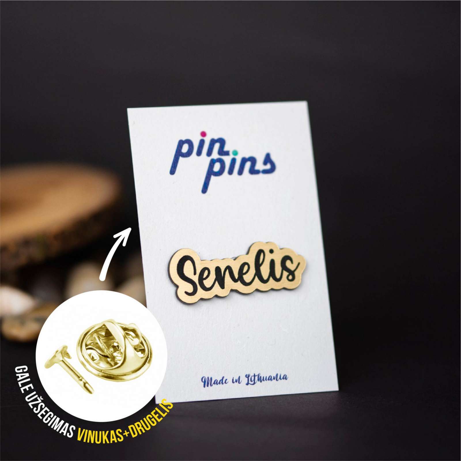 Senelis - Pin ženkliukas sagė