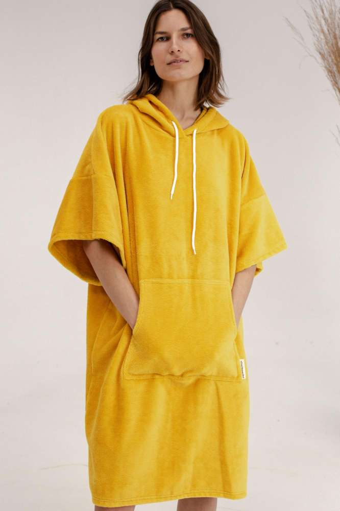 Yellow Sunshine suaugusių pončas su bambuku
