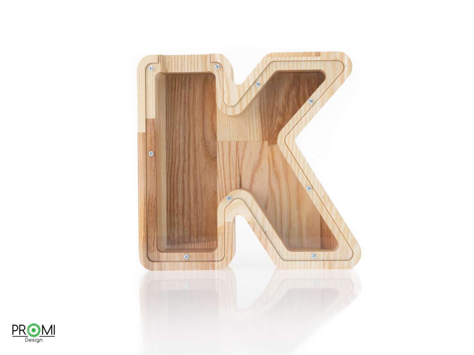 Medinė taupyklė raidė„K“
