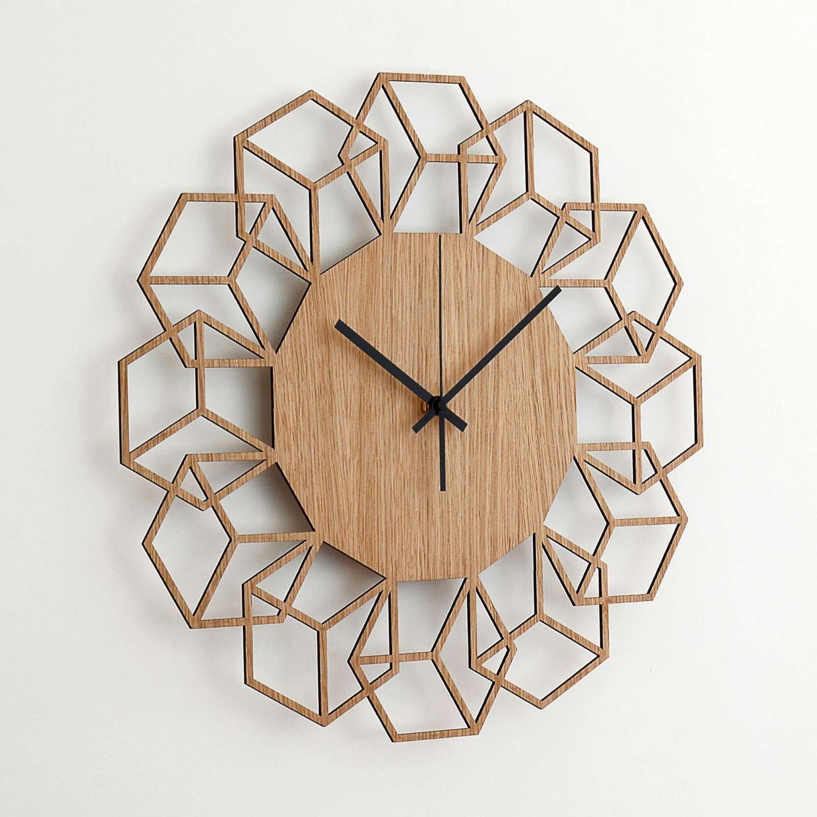 Sieninis ąžuolo faneruotės laikrodis CUBEFLOWER