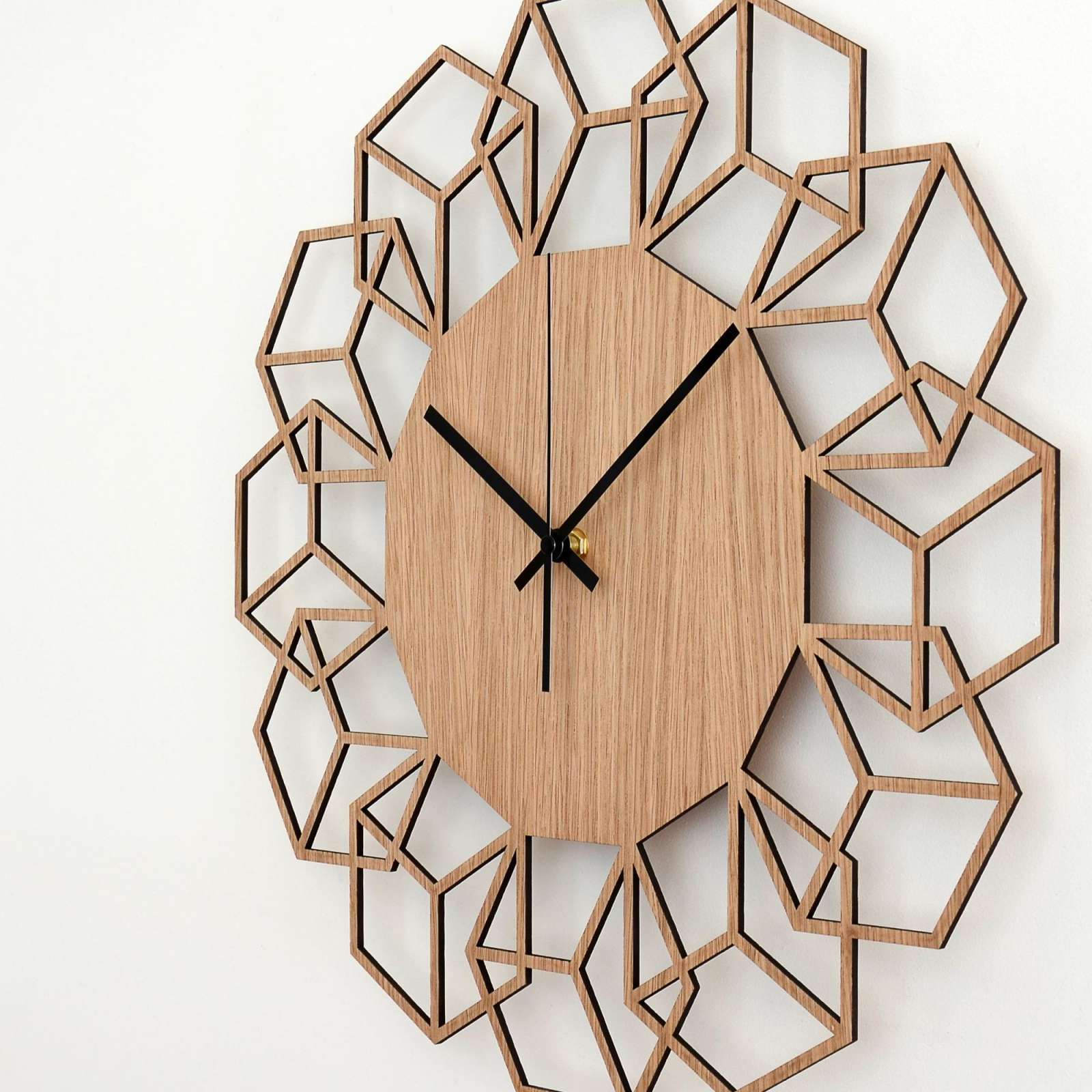 Sieninis ąžuolo faneruotės laikrodis CUBEFLOWER
