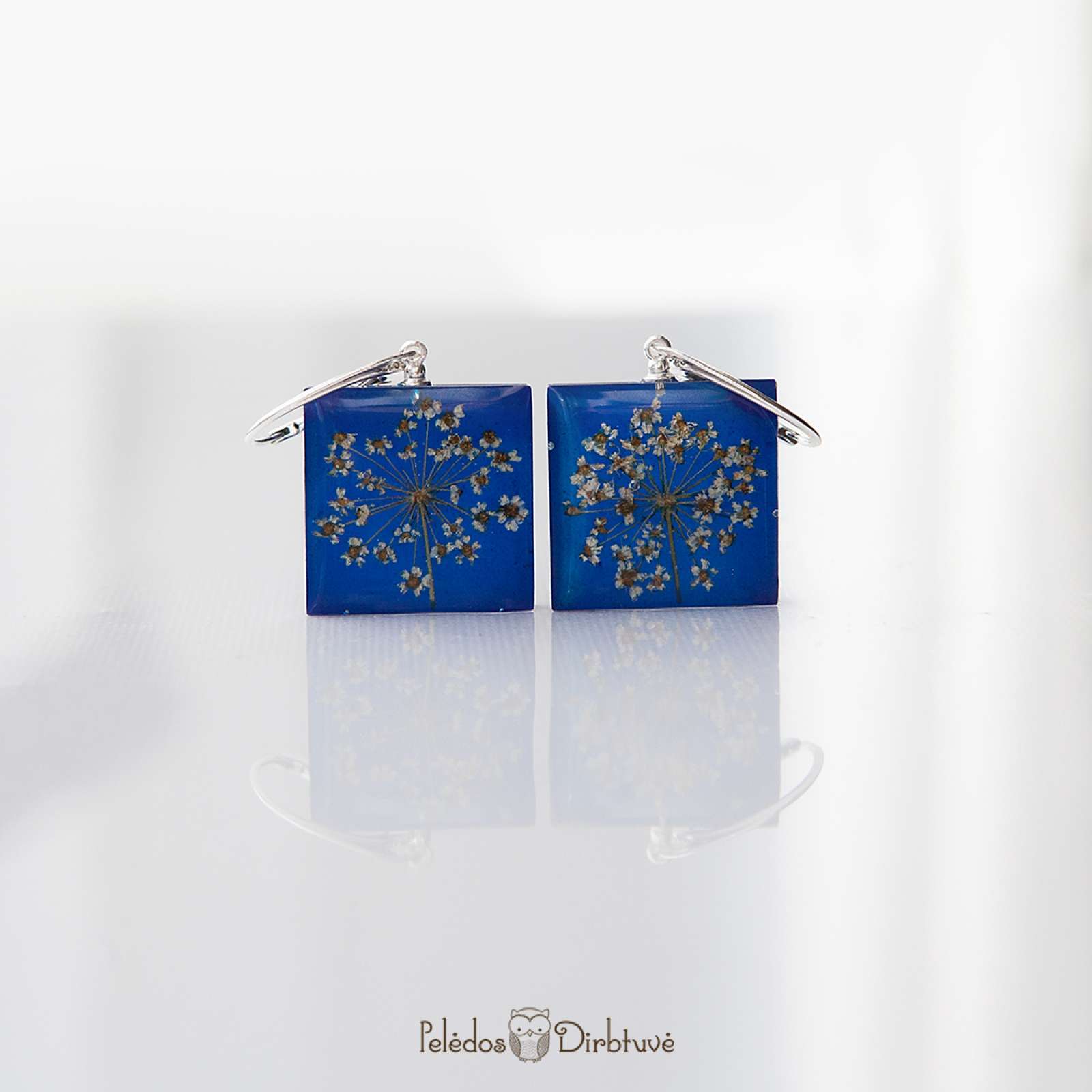 Sidabriniai kvadratiniai auskarai „Blue Queen“
