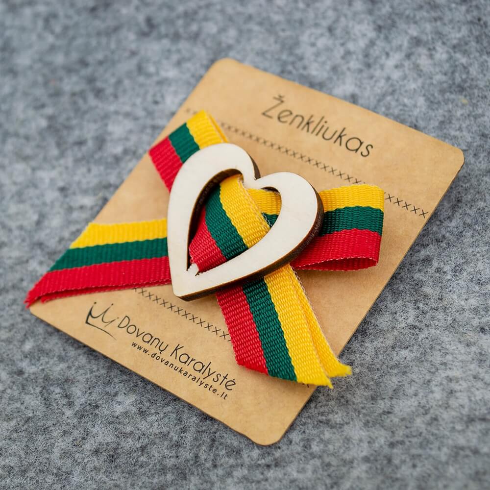Sagė ženkliukas „Širdis su Lietuva“