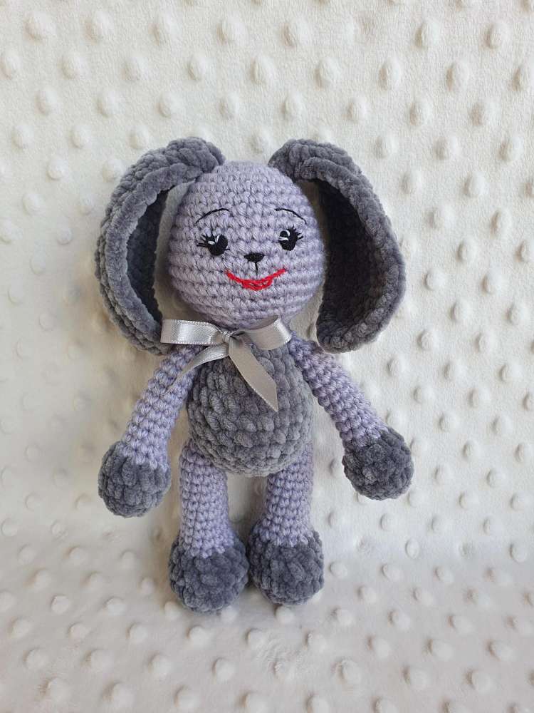 Nerta zuikutė dovanų dėžutėje ,dydis 22 cm