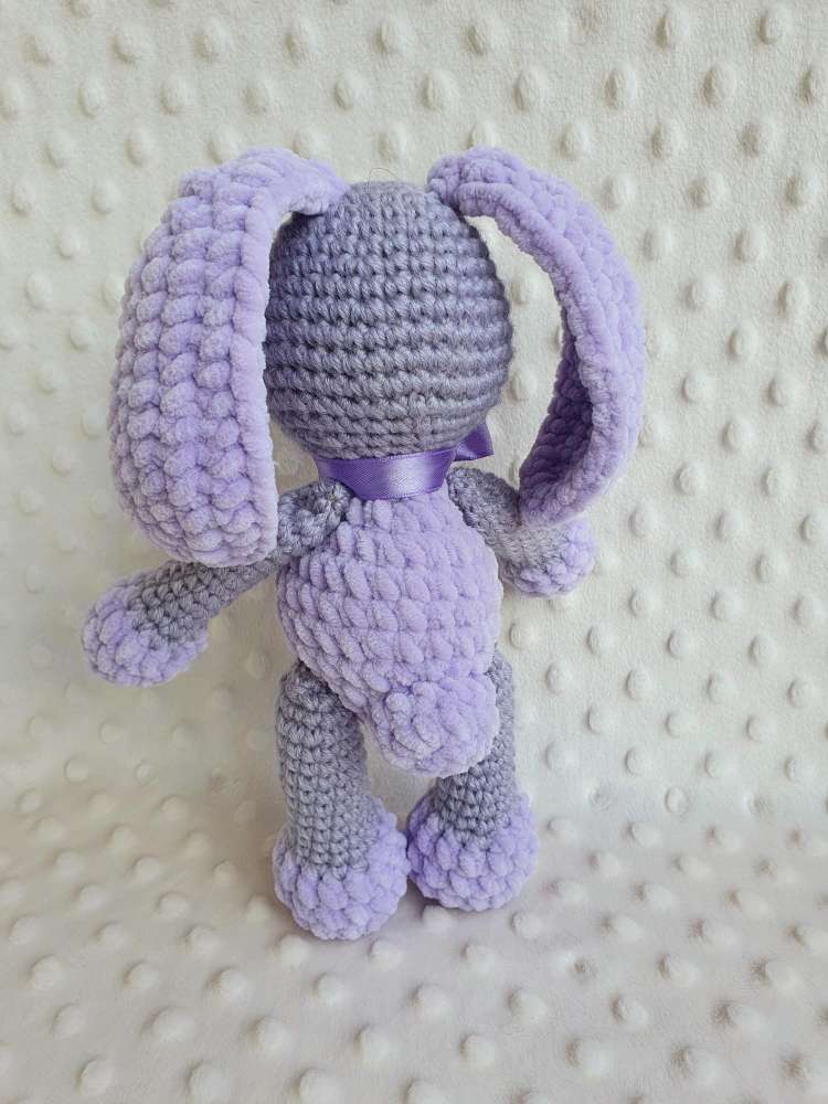Nerta zuikutė dovanų dėžutėje ,dydis 22 cm