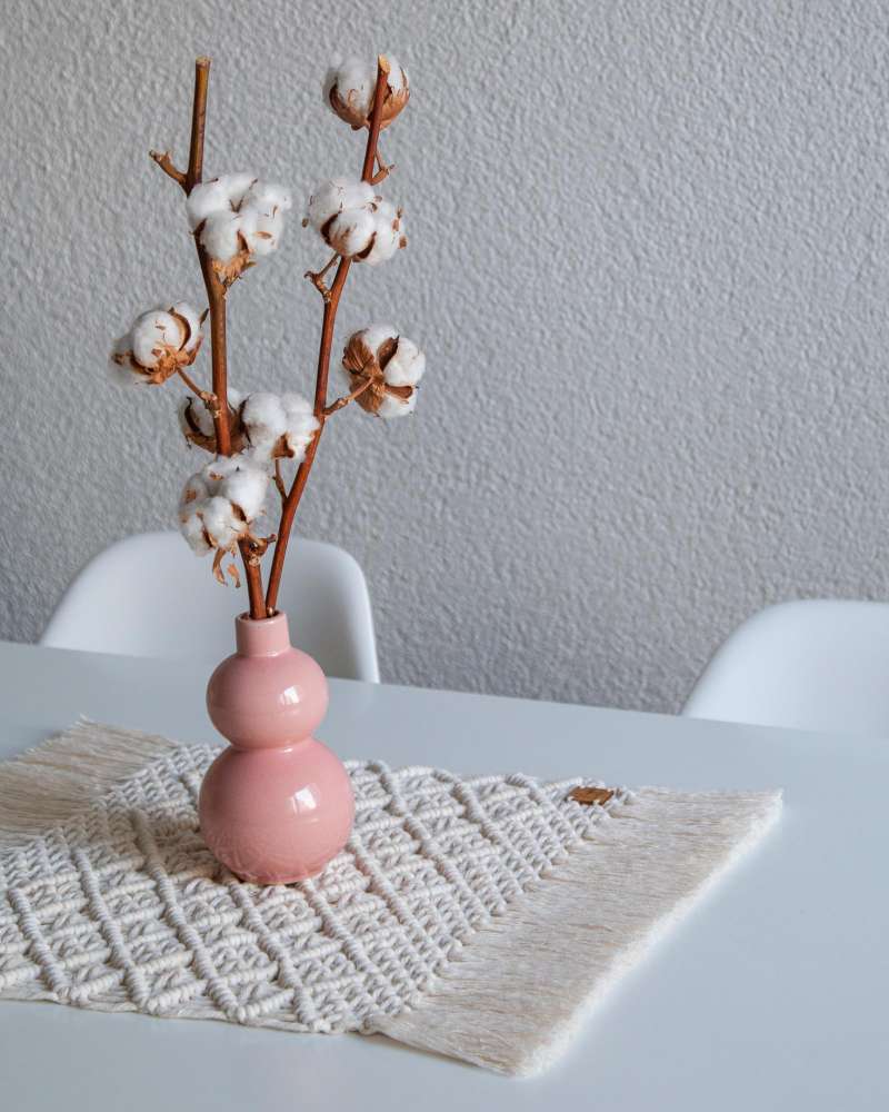 Macrame stalo dekoracija