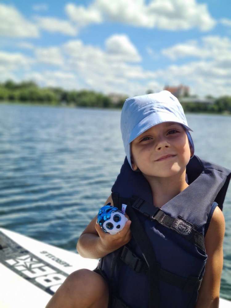 Šviesiai mėlyna skarelė berniukams