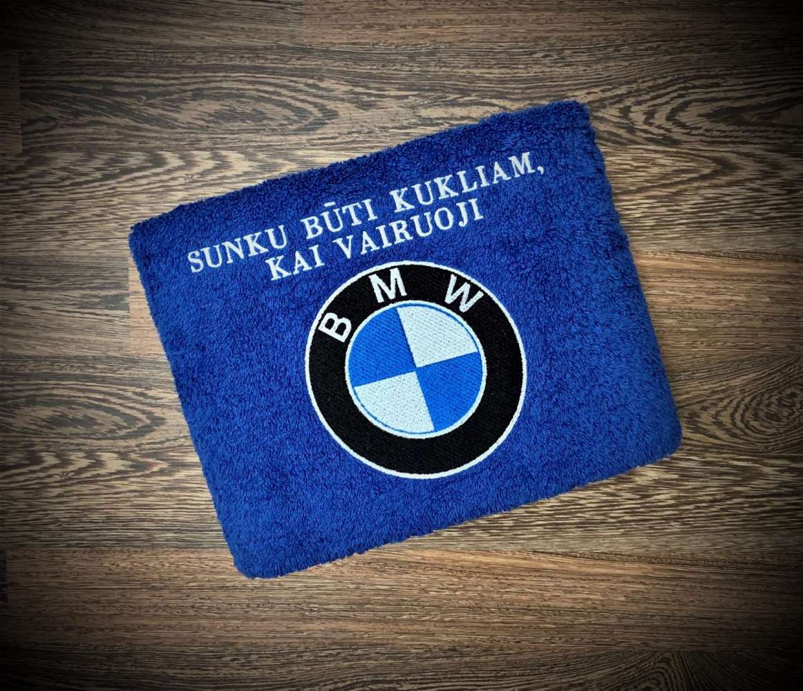 Rankšluostis: BMW „sunku būti kukliam kai vairuoji"