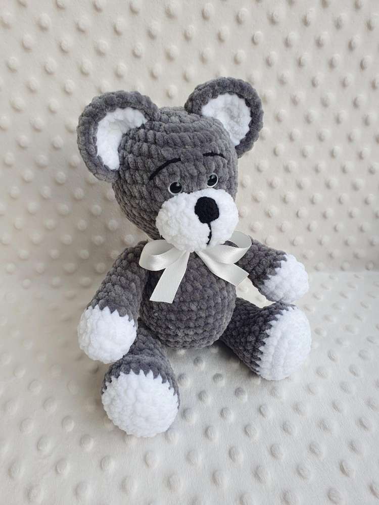 Meškutis dovanų dėžutėje, ūgis 27 cm