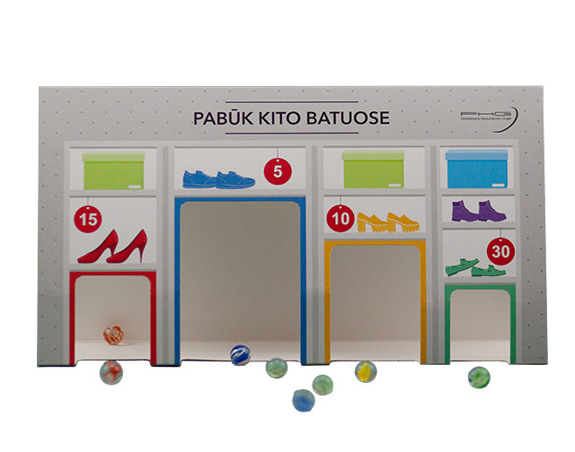 Žaidimas „Pabūk kito batuose“