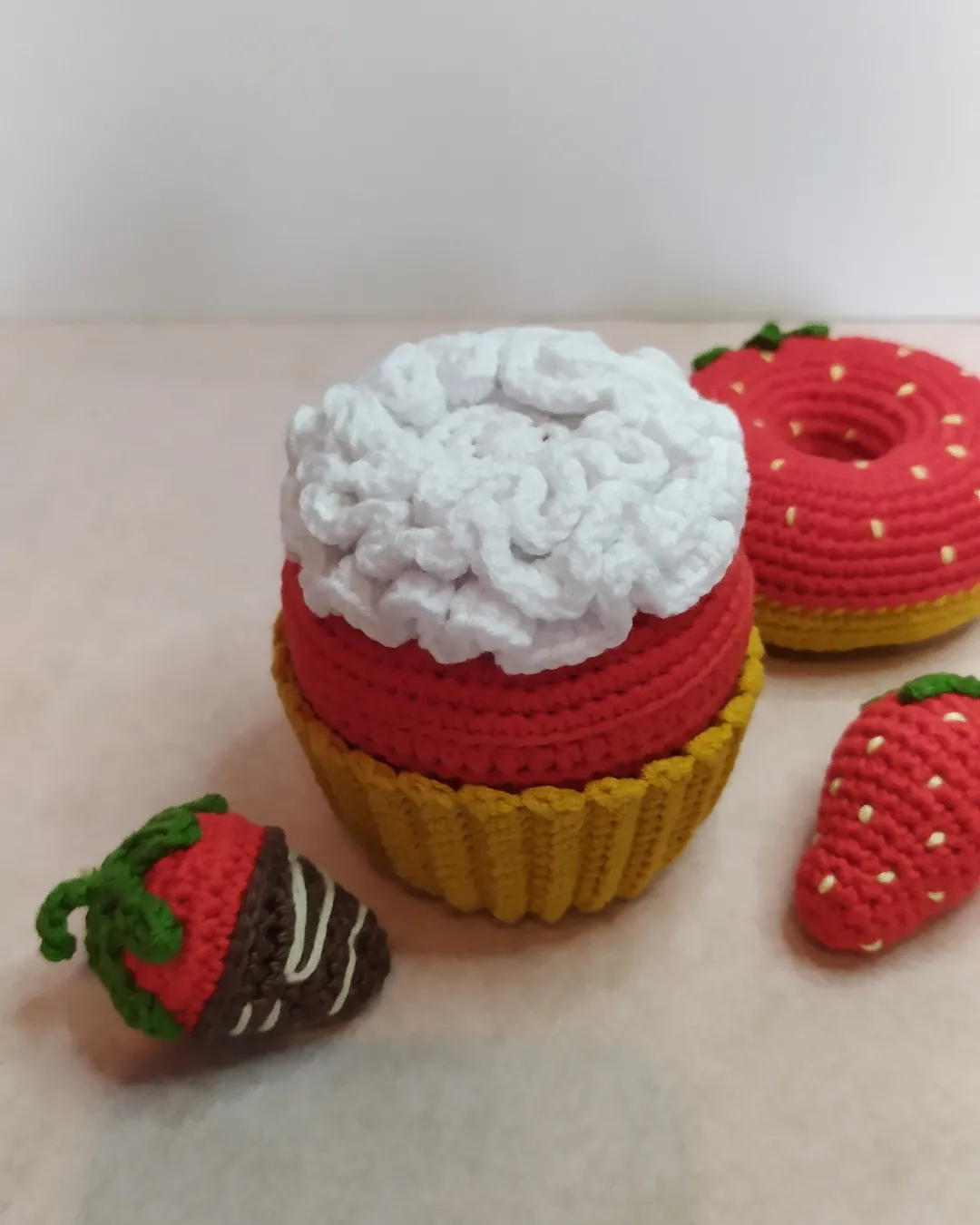 Rinkinys „Braškinis desertas“