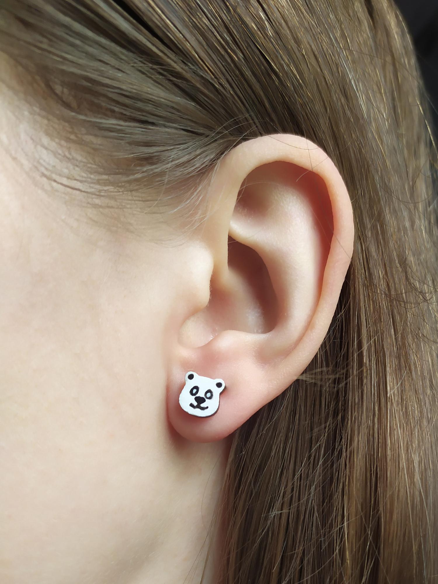 Mediniai auskarai su pandomis ''Panda''