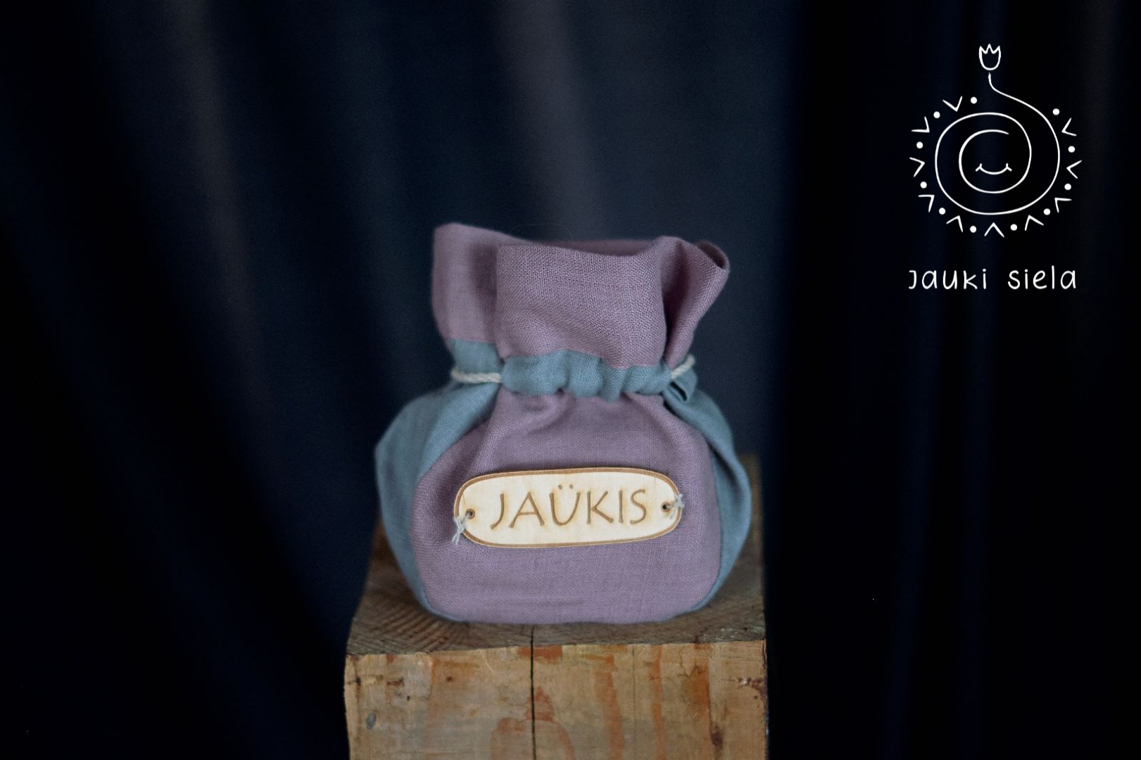 Lauko žaidimas JAUKIS - dėmesingiems pasivaikščiojimams