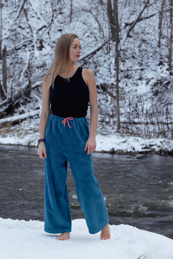 Moteriškos laisvalaikio kelnės Arūnė - Ocean Depth (teal/blue)