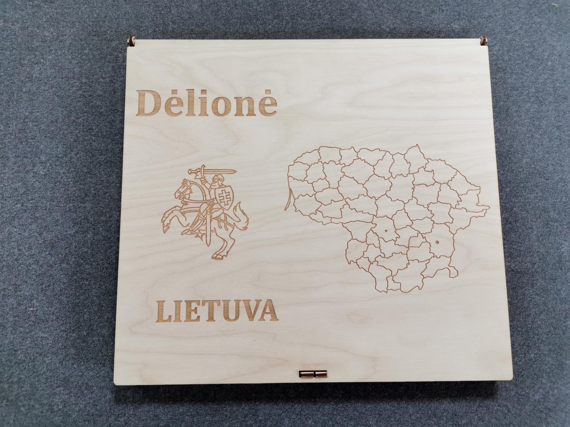 Dėlionė „Lietuva“ su dėžute