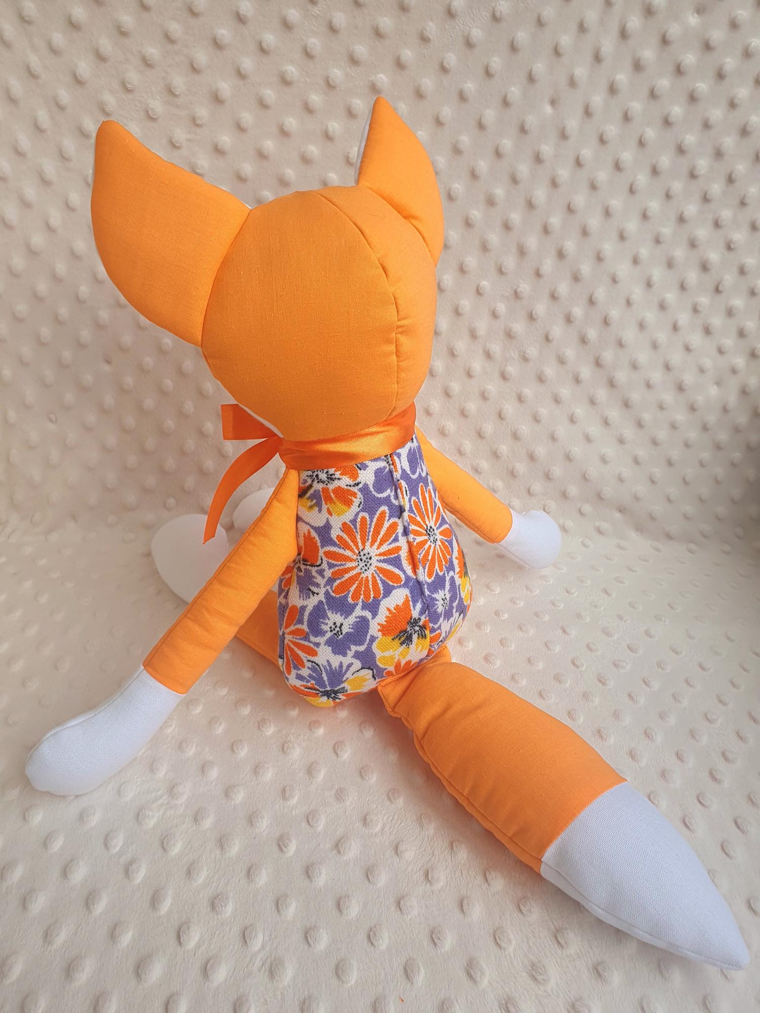 Lapė snapė . Ūgis 48 cm