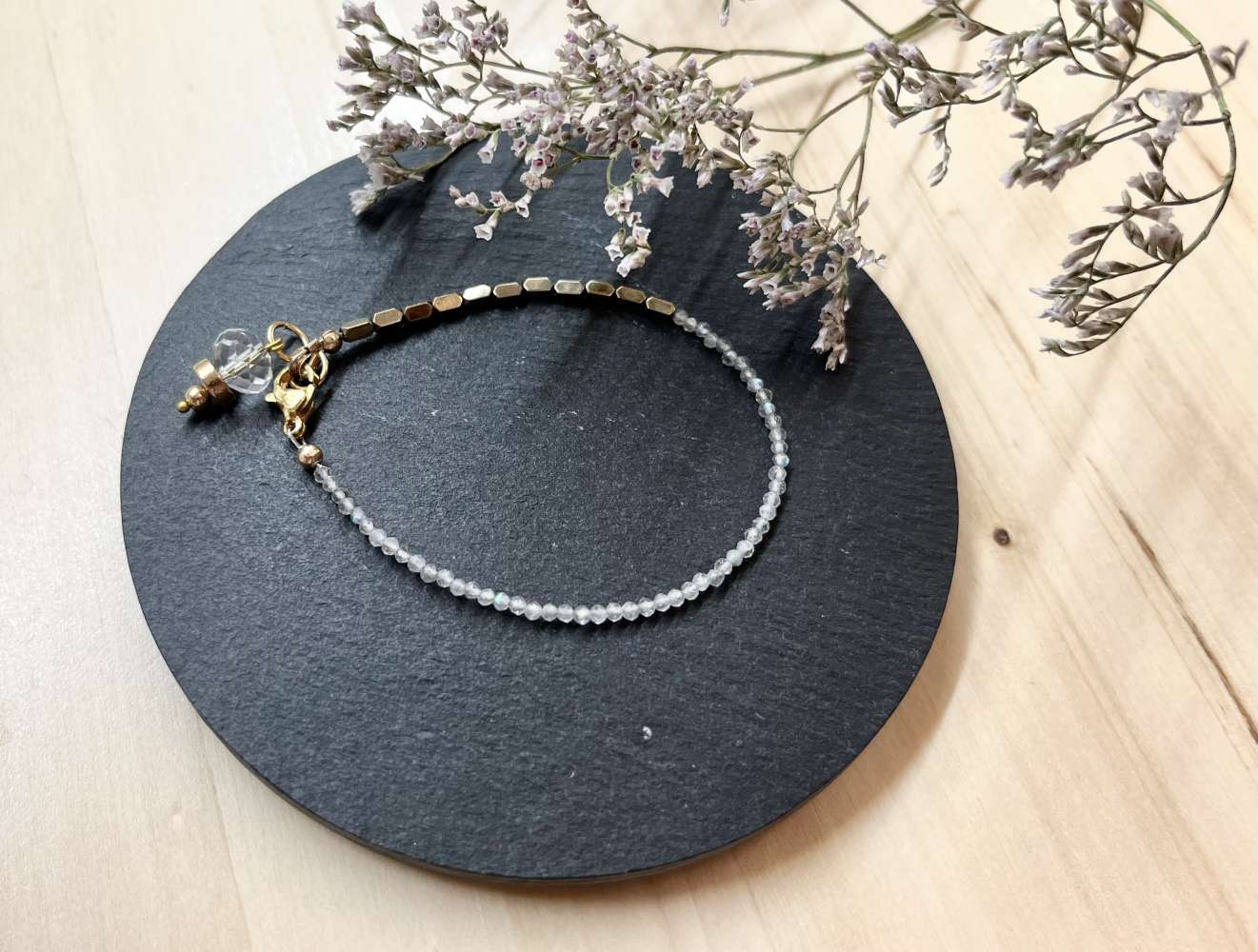 Minimalistinė apyrankė