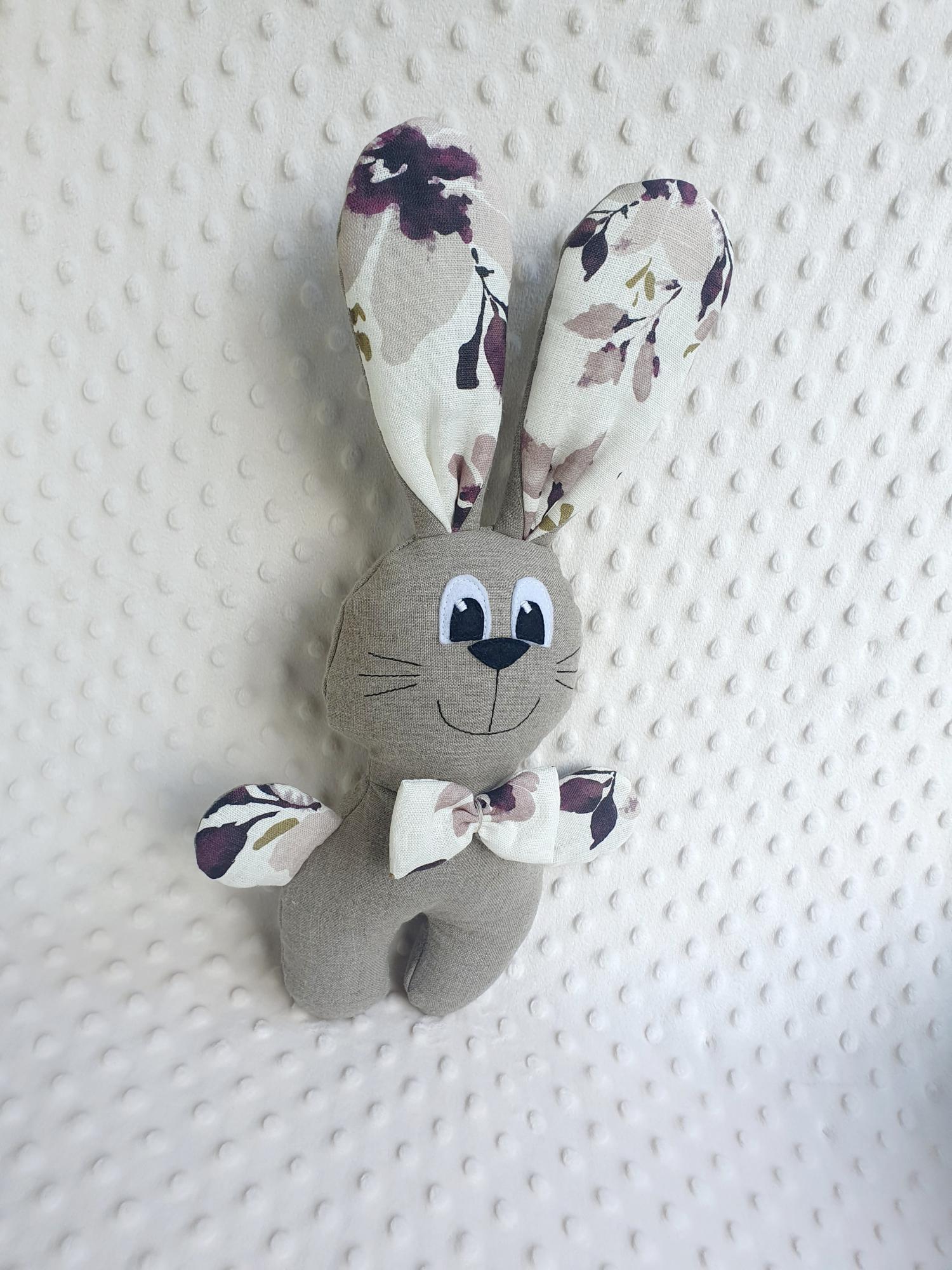 Zuikis ilgaausis, ūgis 36 cm. 100% lino audinys