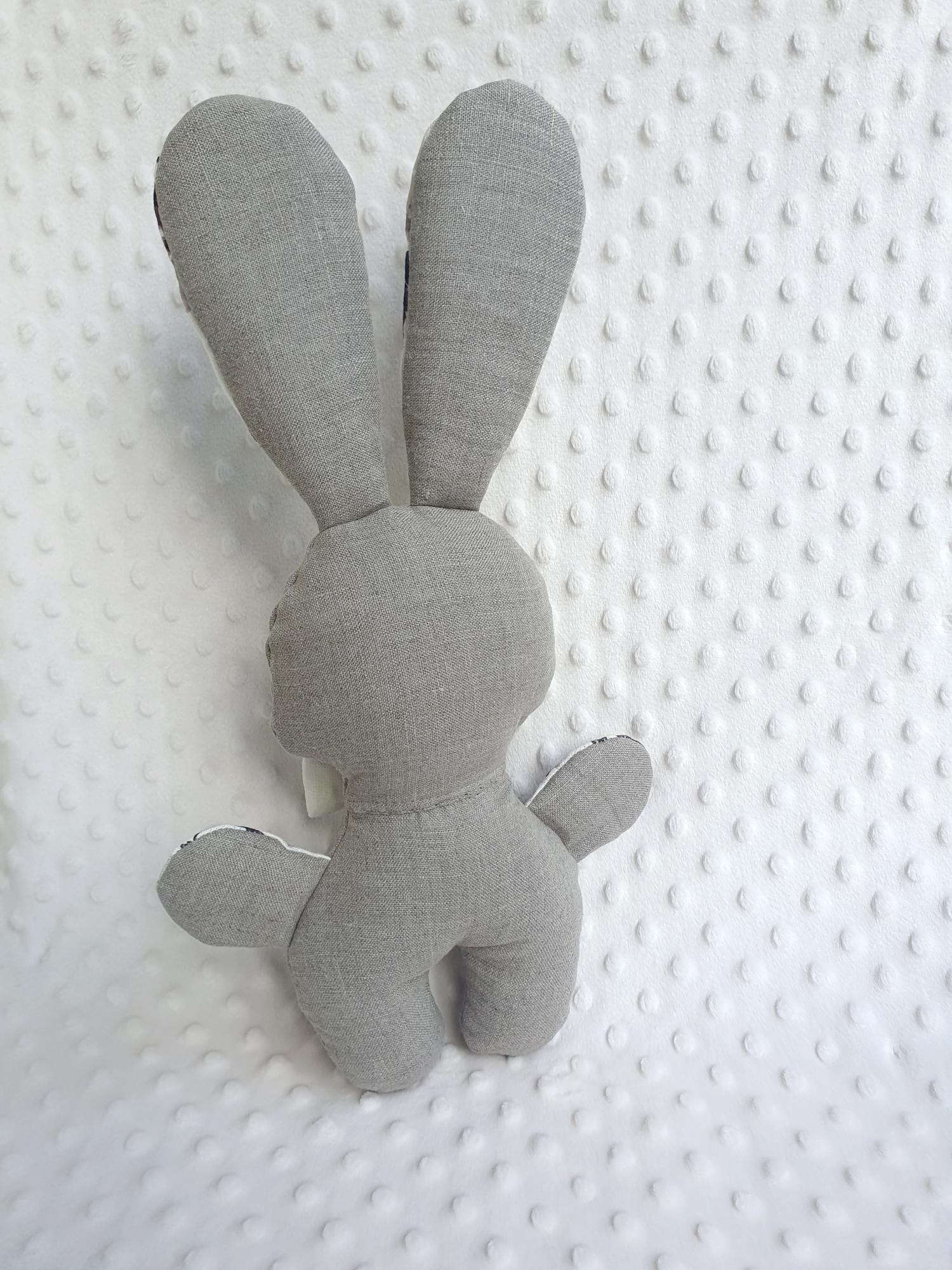 Zuikis ilgaausis, ūgis 36 cm. 100% lino audinys