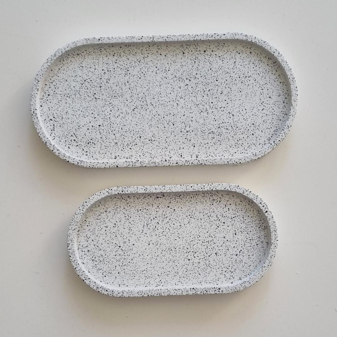 Ovalių padėkliukų rinkinys „Terrazzo“