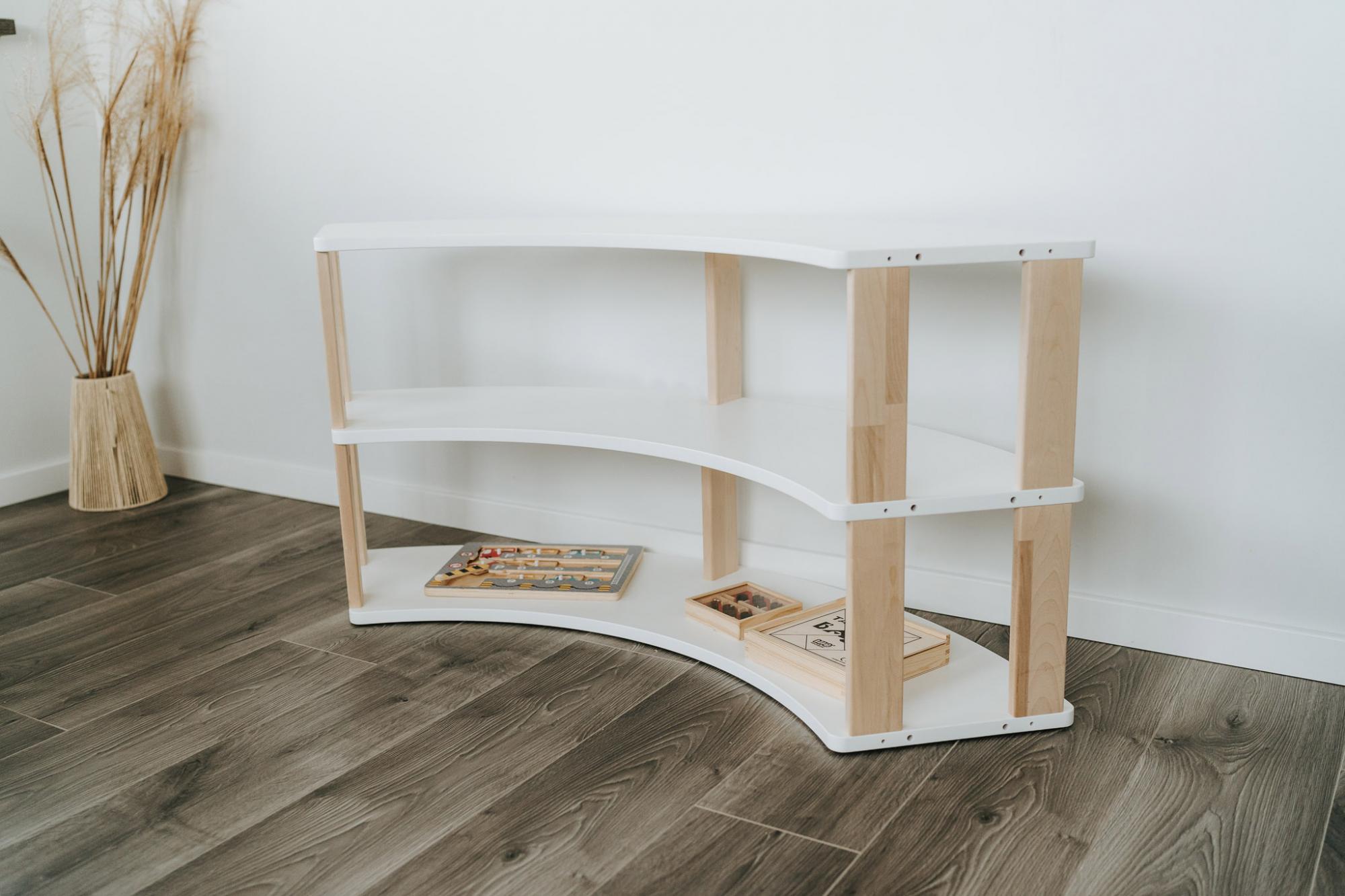 Modulinė Montessori lentyna Lenkta