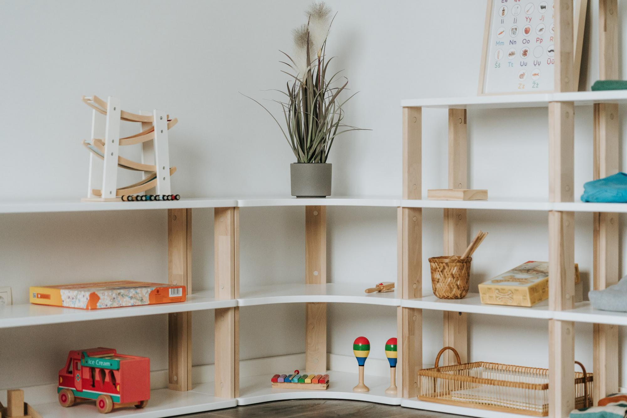 Modulinė Montessori lentyna Tiesi MINI