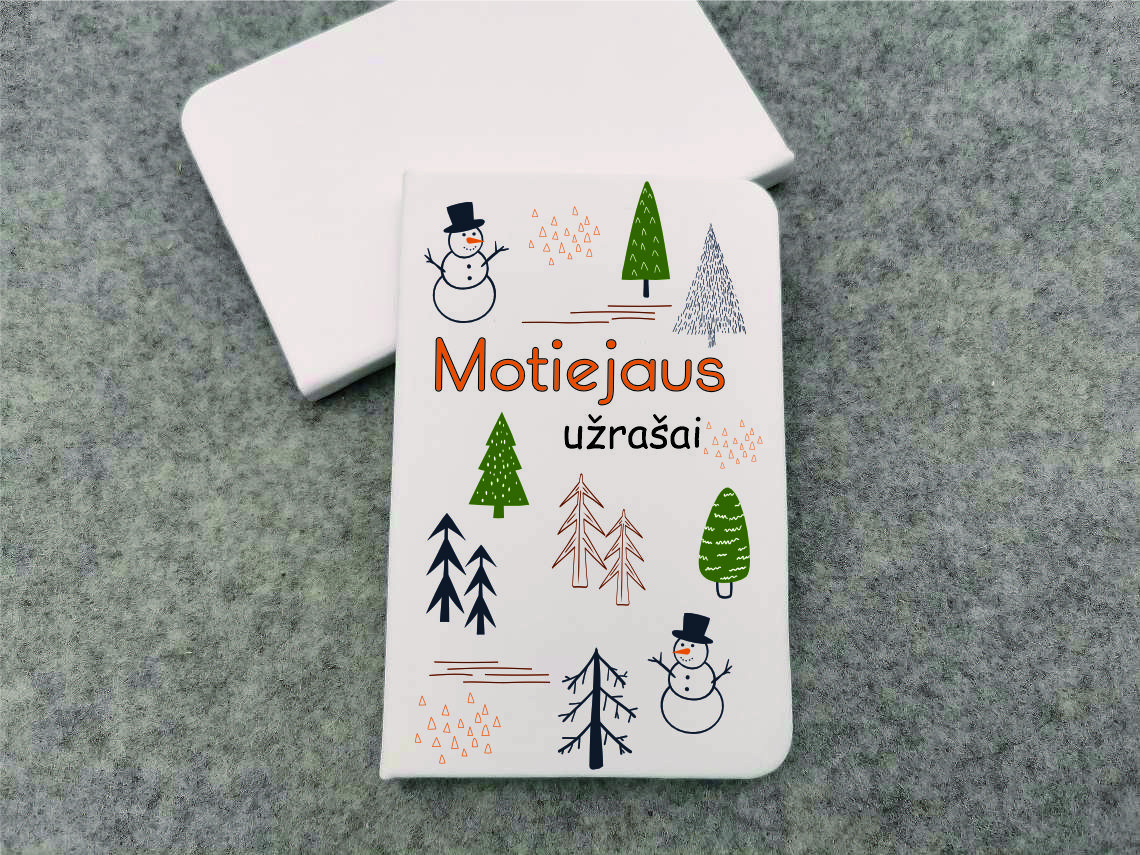 Užrašų knygutė „Sniego seniai miške”