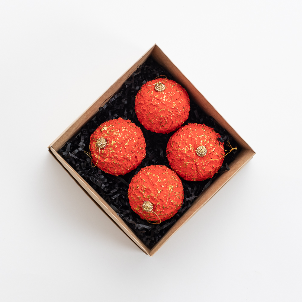 Raudonos spalvos Kalėdų eglutės žaisliukai „Rojo brillante“ (8 cm) - 2 vnt.