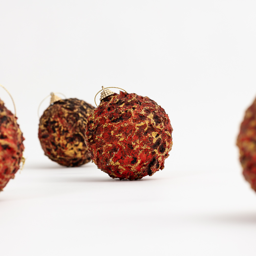 Kalėdų eglutės žaisliukai „Rojo oscuro“ (8 cm) - 2 vnt.
