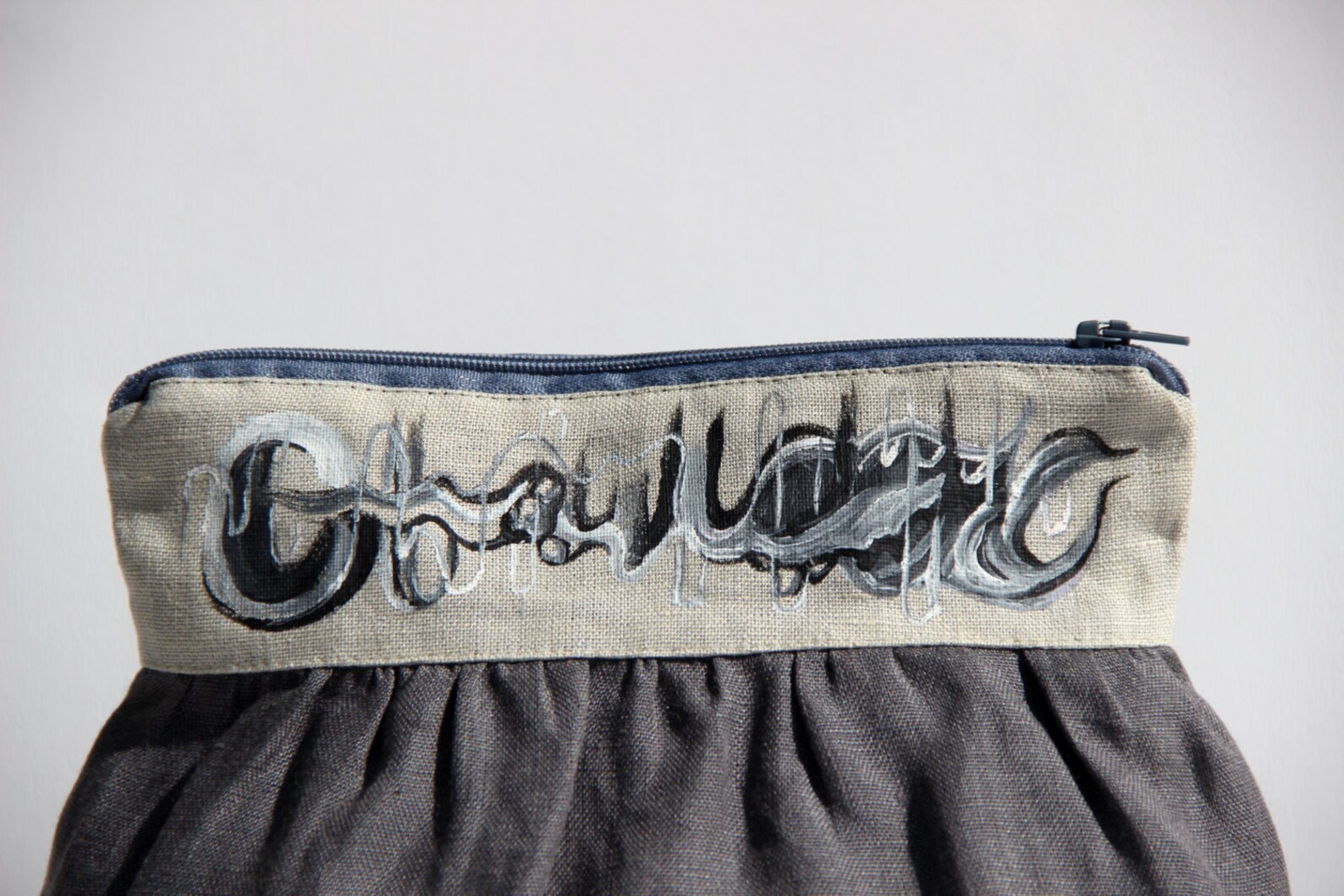 Lininė kosmetinė „Grafiti“