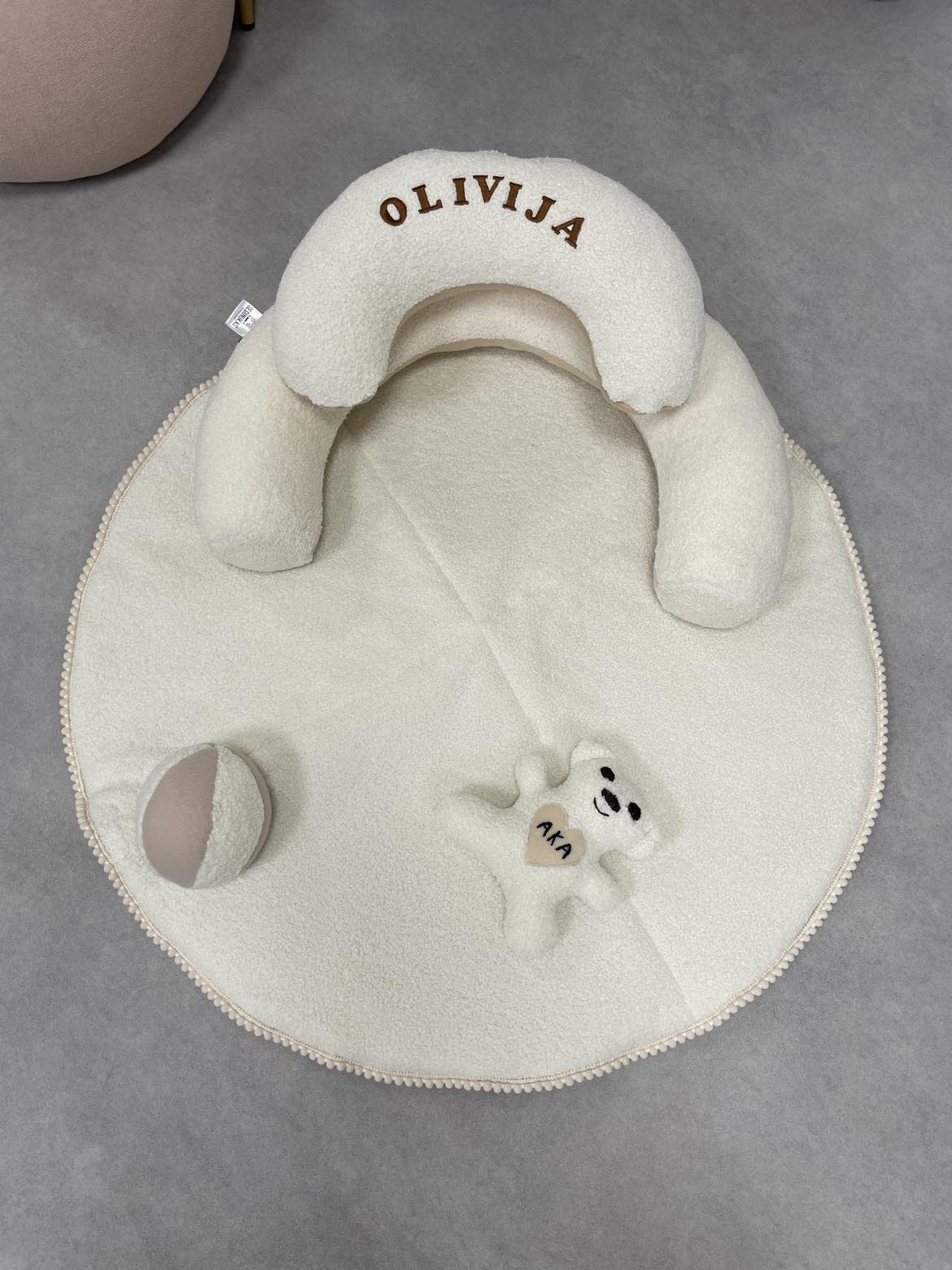 SĖDINUKAS mini su apvaliu kilimėliu,,TEDDY baltoji meškutė,,