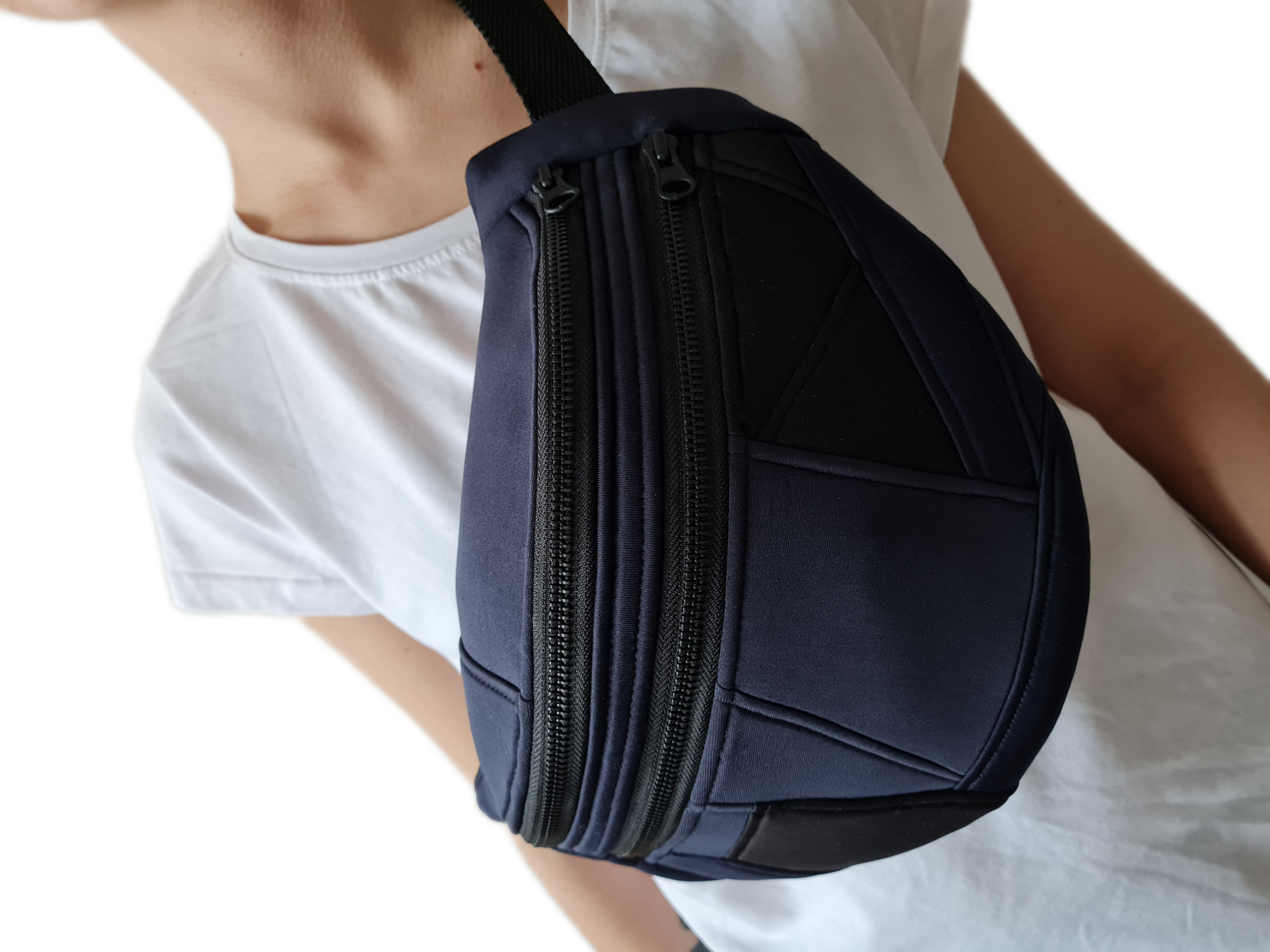 Upcycled Neopreninis Fannypack'as