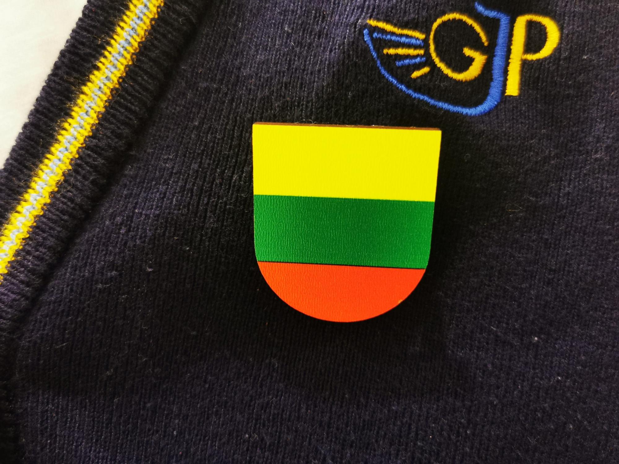 5 vnt. Įsegamų ženkliukų „Lietuva 8”