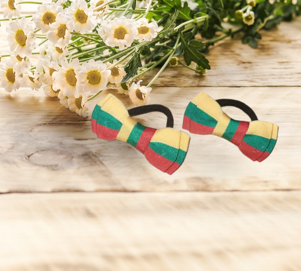 Trispalvės plaukų gumytės