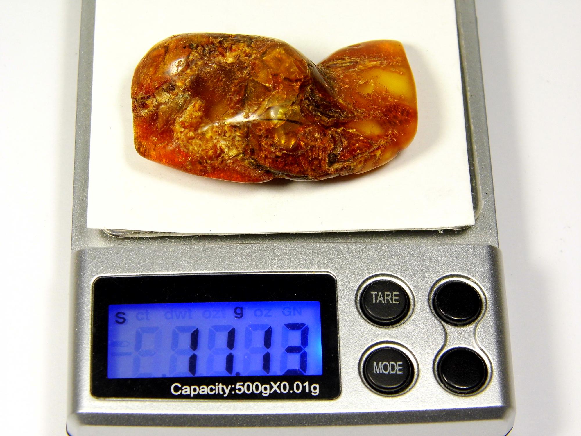 Gintarinis pakabukas amuletas su skyle. 11gr. rudo gintaro pakabukas. Gintarinis pakabukas. Natūralus Baltijos gintaras. 0435