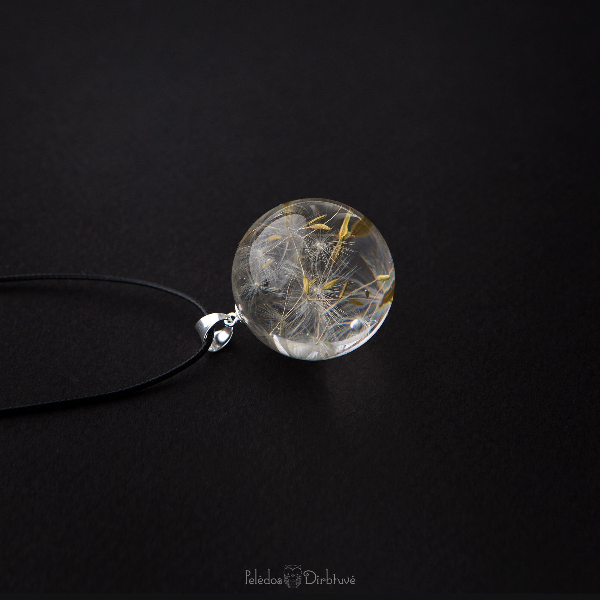 Pakabukas-burbulas su pūkais „Pūkai“ (30mm)