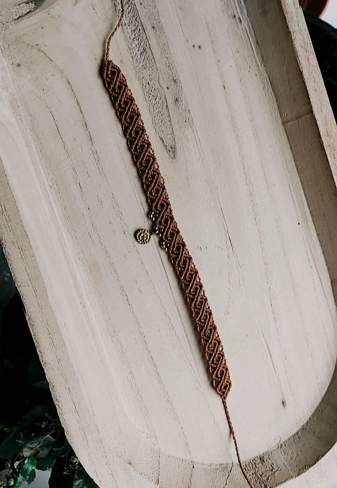 Macrame kojos apyrankė