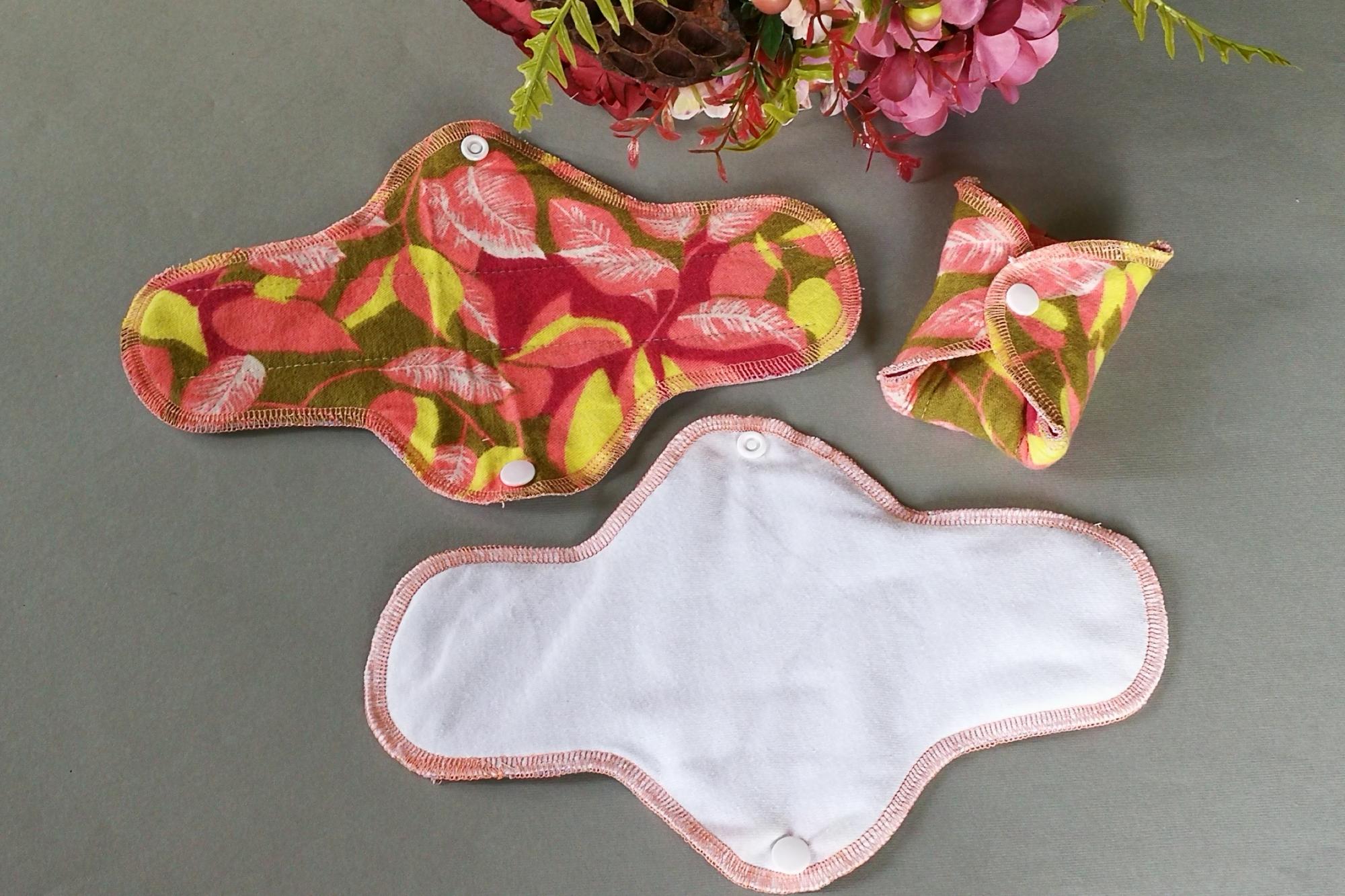 Daugkartiniai įklotai menstruacijoms „Lapai“