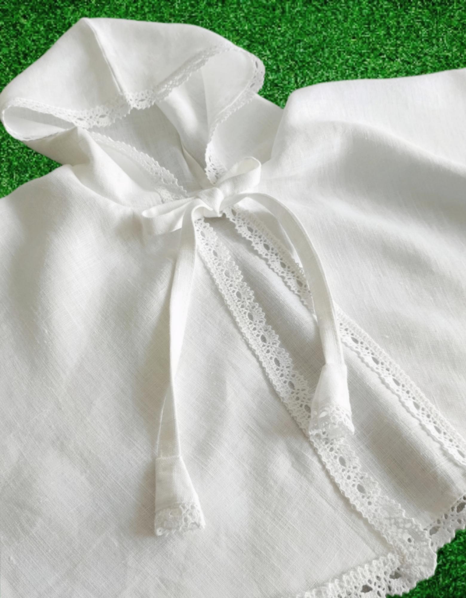Nėriniuota Lininė Krikšto Skraistė Su Gobtuvu Be Gobtuvo/ Baltas Apsiaustas Berniukams Mergaitėms/ Surišama Pelerina Apeigoms / Removable Collar Baptism Cape