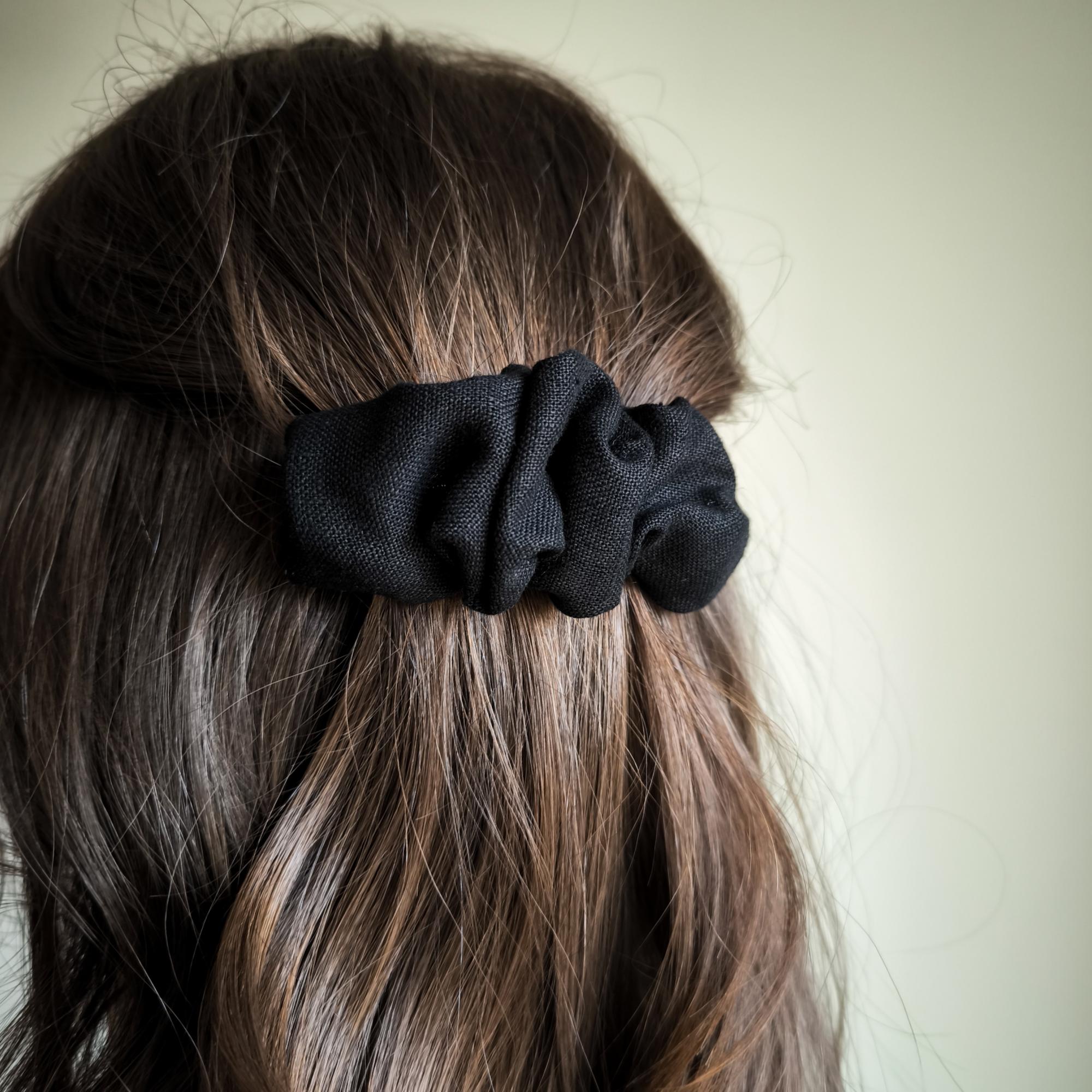 Lininis plaukų segtukas „Black“