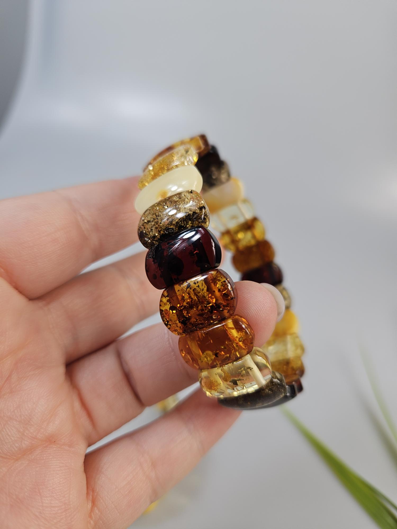 Gintarinė apyrankė tikro gintaro dirbiniai rankų darbo dovana gintarinė apyrankė moterims