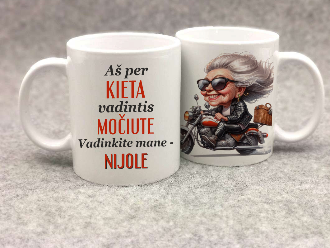 Spalvotas puodelis „Kieta močiutė”