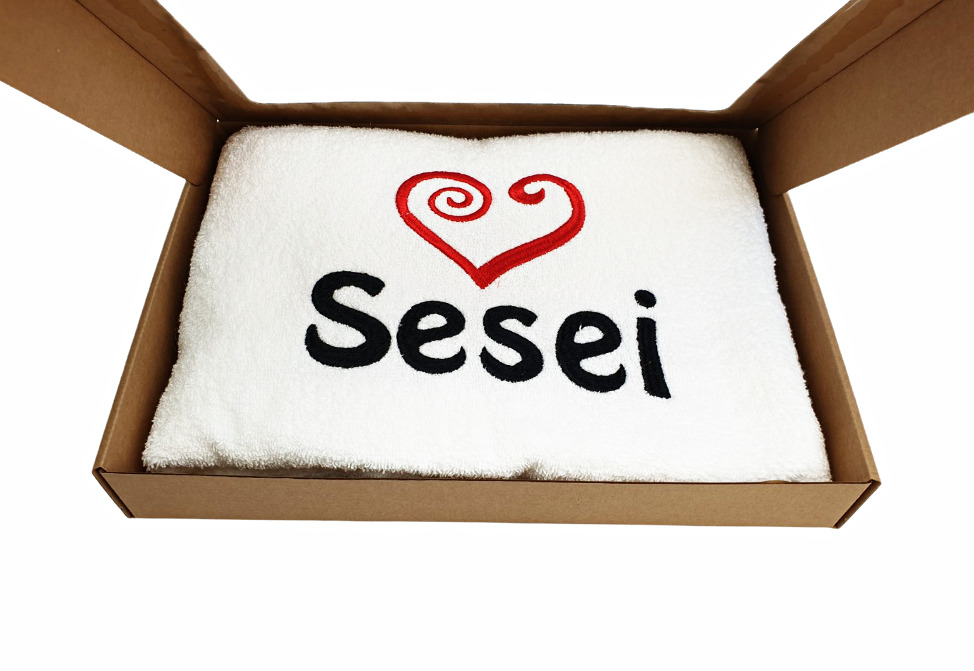 Siuvinėtas rankšluostis „Sesei“