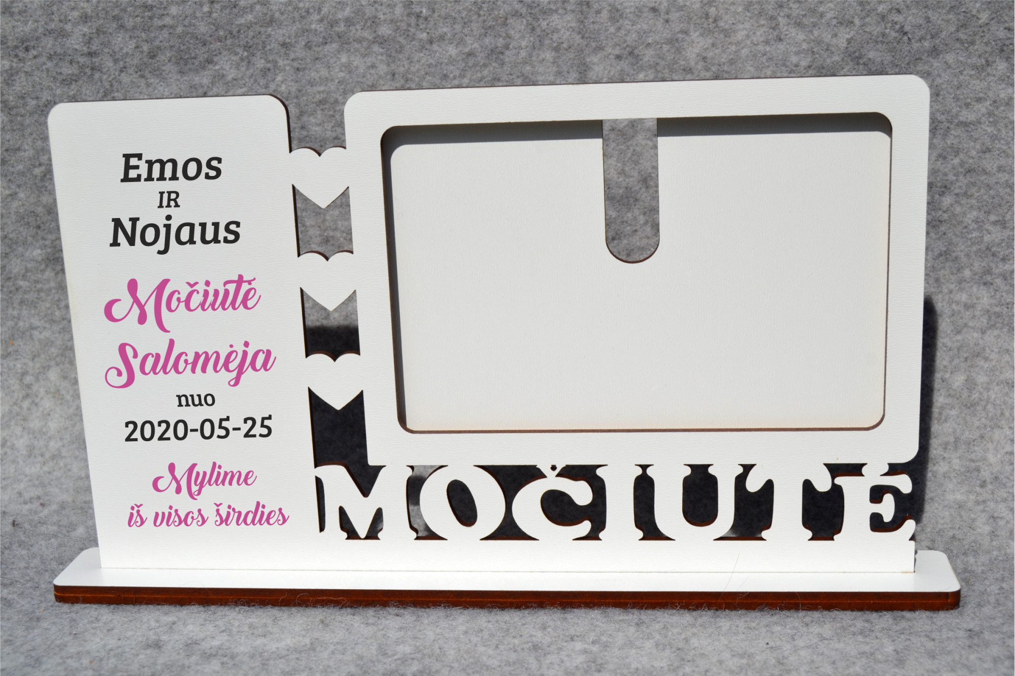Spalvotas rėmelis „Močiutė”