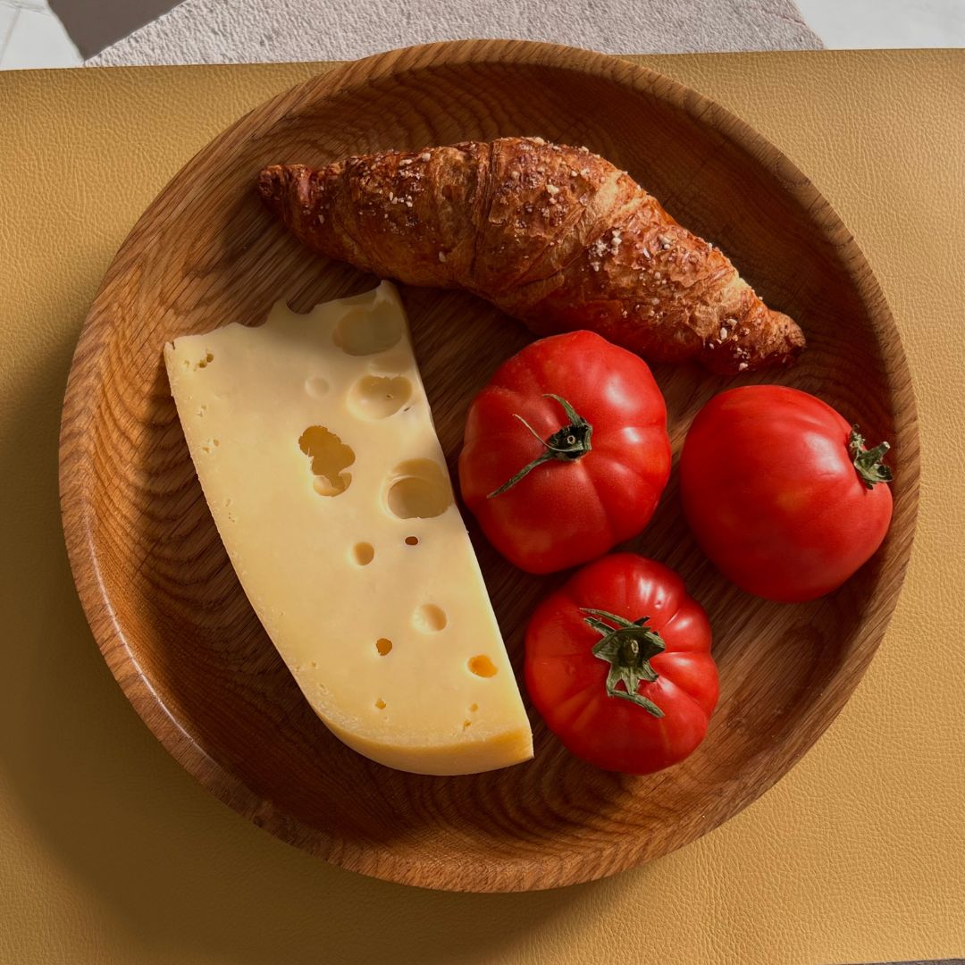Ąžuolinis rankų darbo padėklas