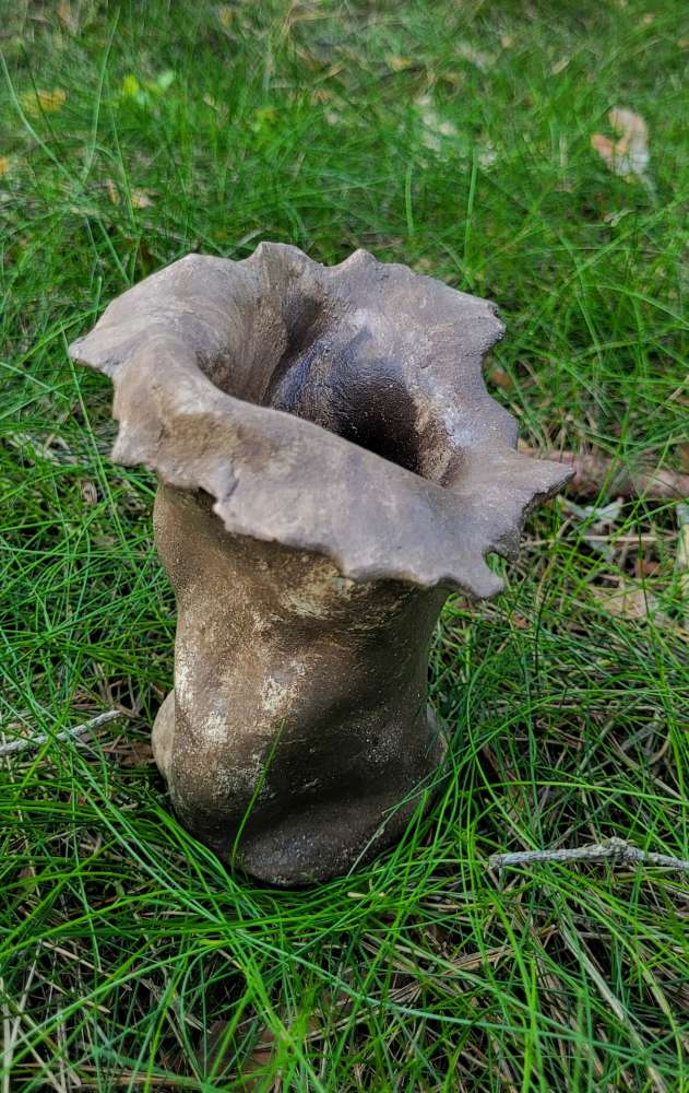 Keramikinė (molinė) rankų darbo vaza