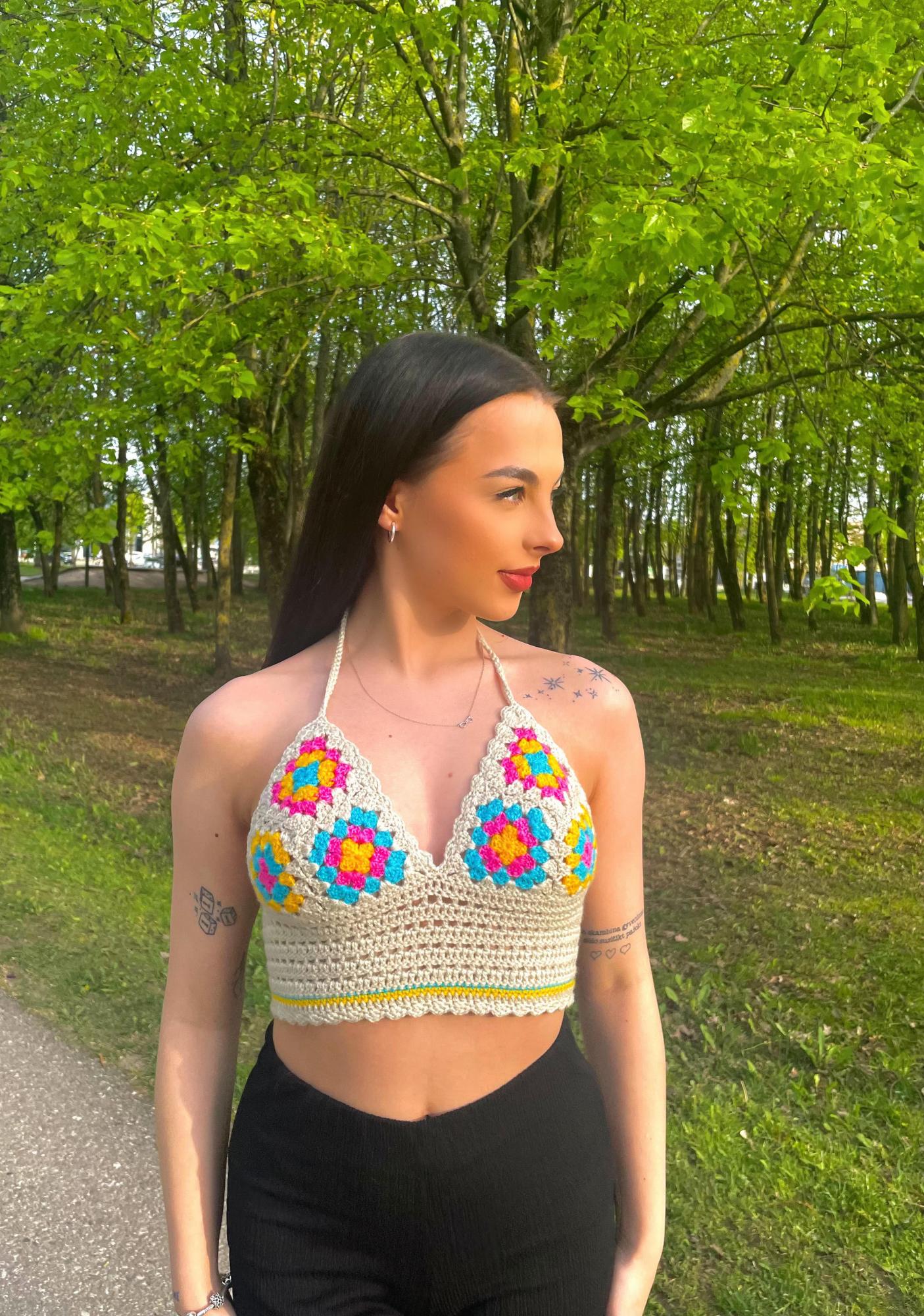 Crop top rankų darbo trumpa palaidinė