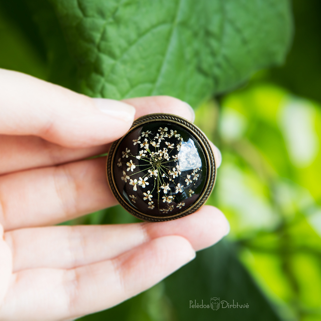 Vintažinio stiliaus sagė su gėlių nėriniais „Black Queen“ (37mm)