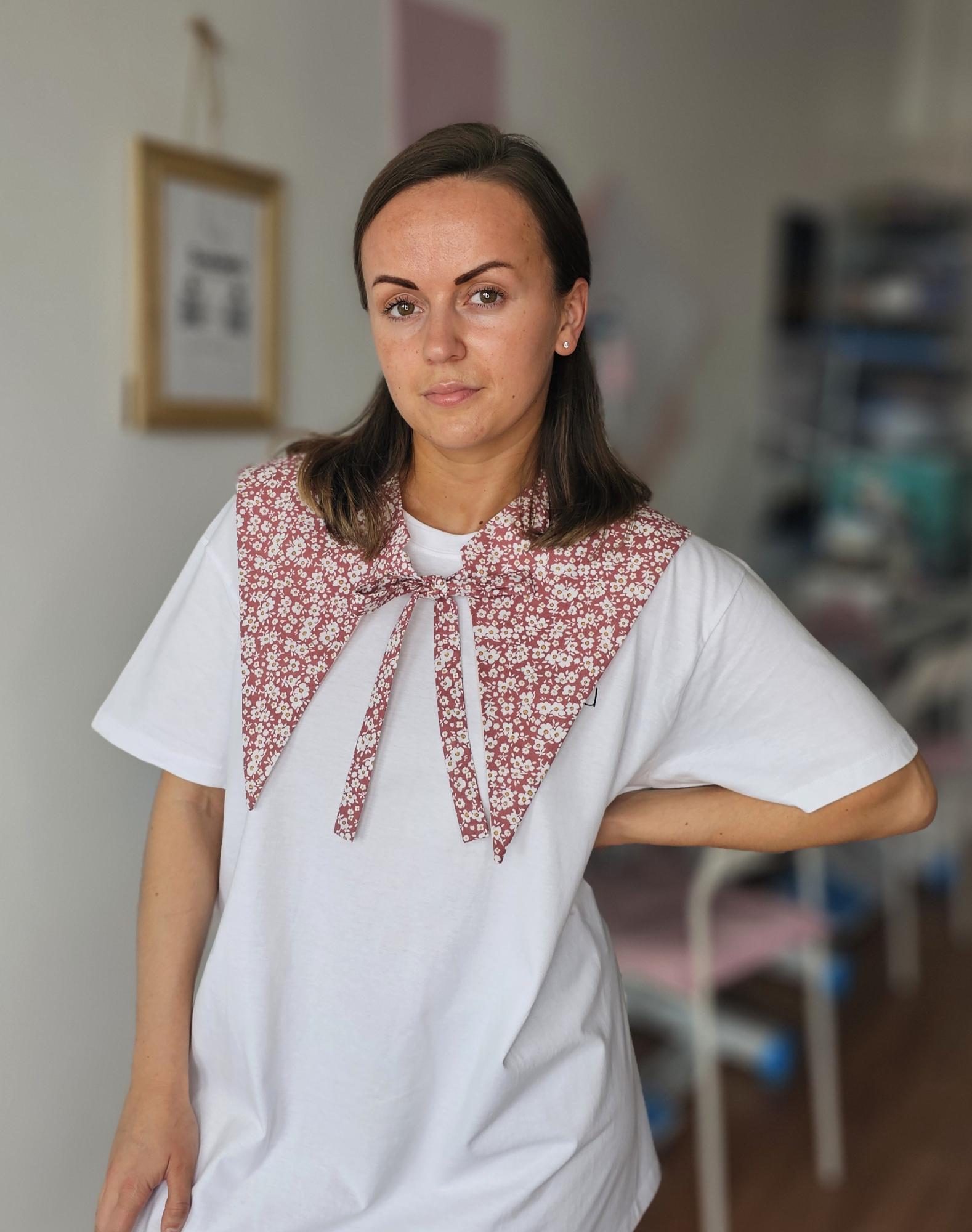 Stilinga išskirtinė ir vienetinė apykaklė